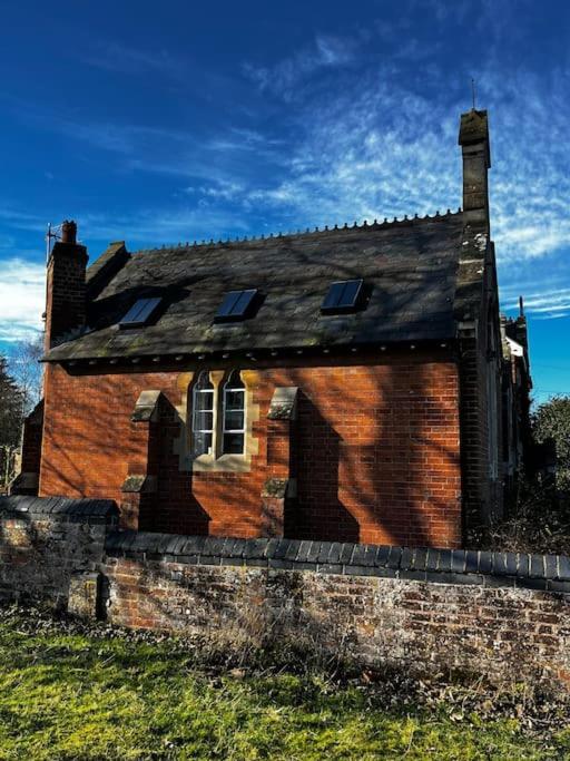 The Old School House Retreat Lägenhet Tibberton  Exteriör bild
